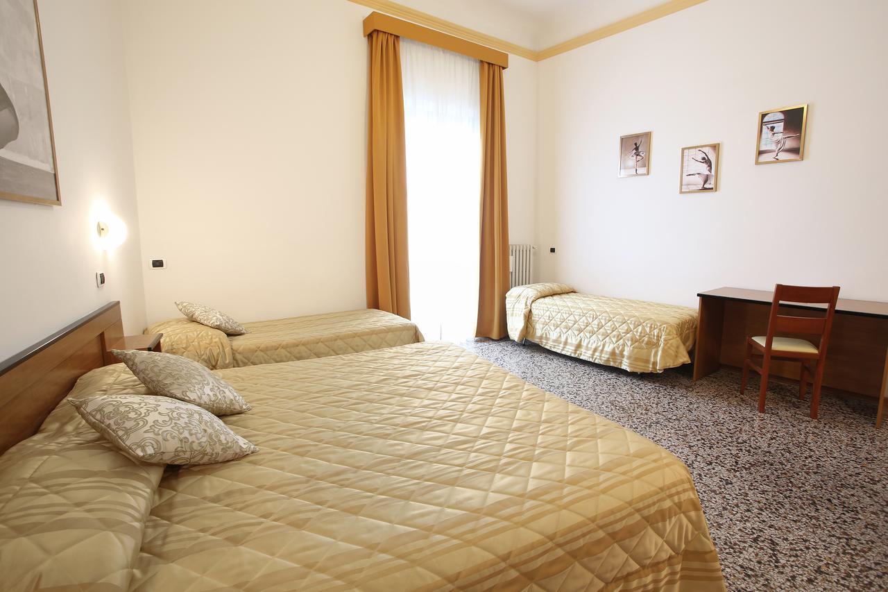 Hotel Casa Del Lago Florence Extérieur photo