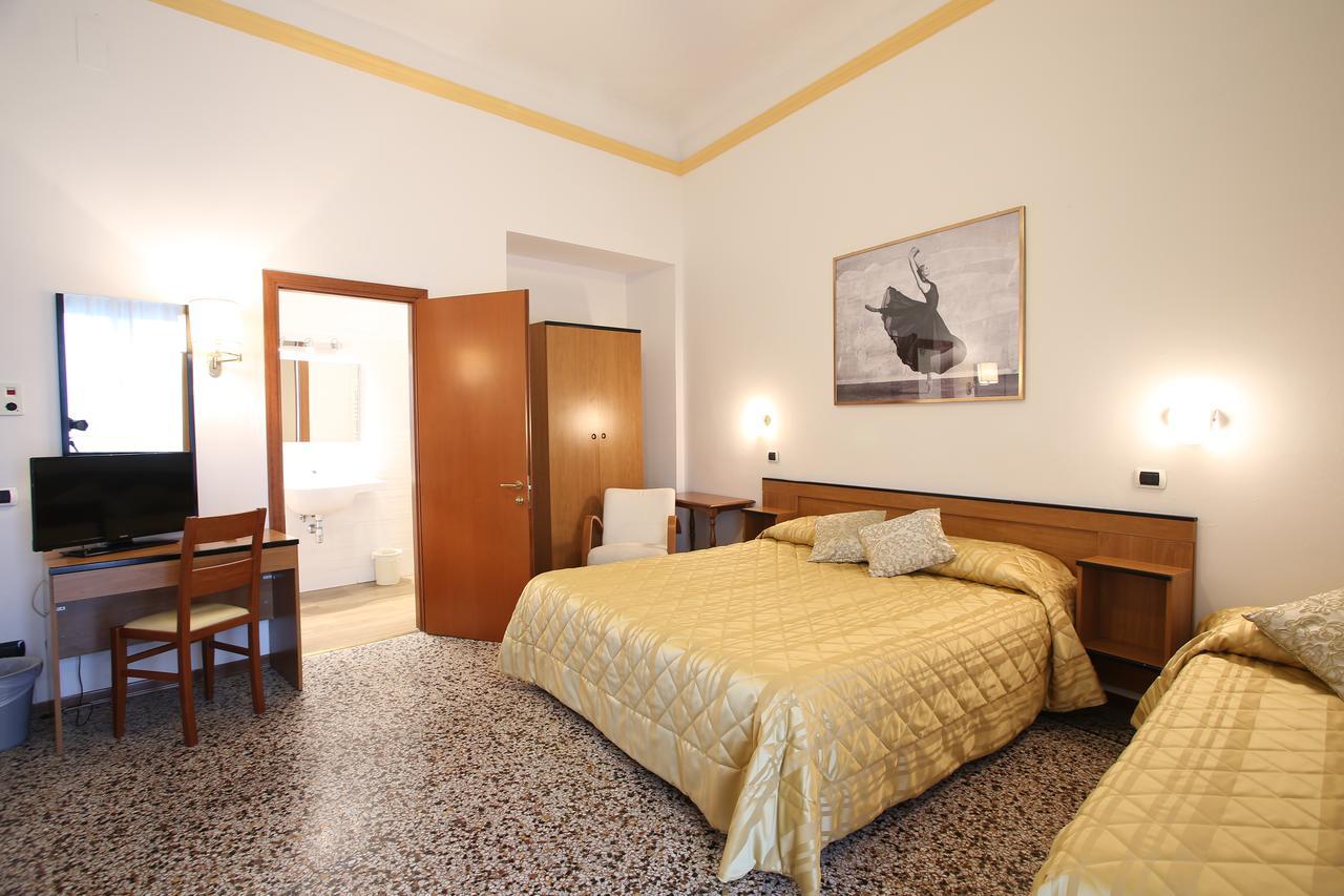 Hotel Casa Del Lago Florence Extérieur photo