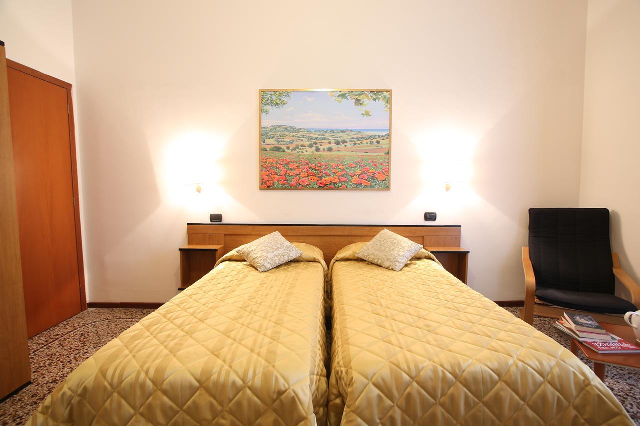 Hotel Casa Del Lago Florence Extérieur photo